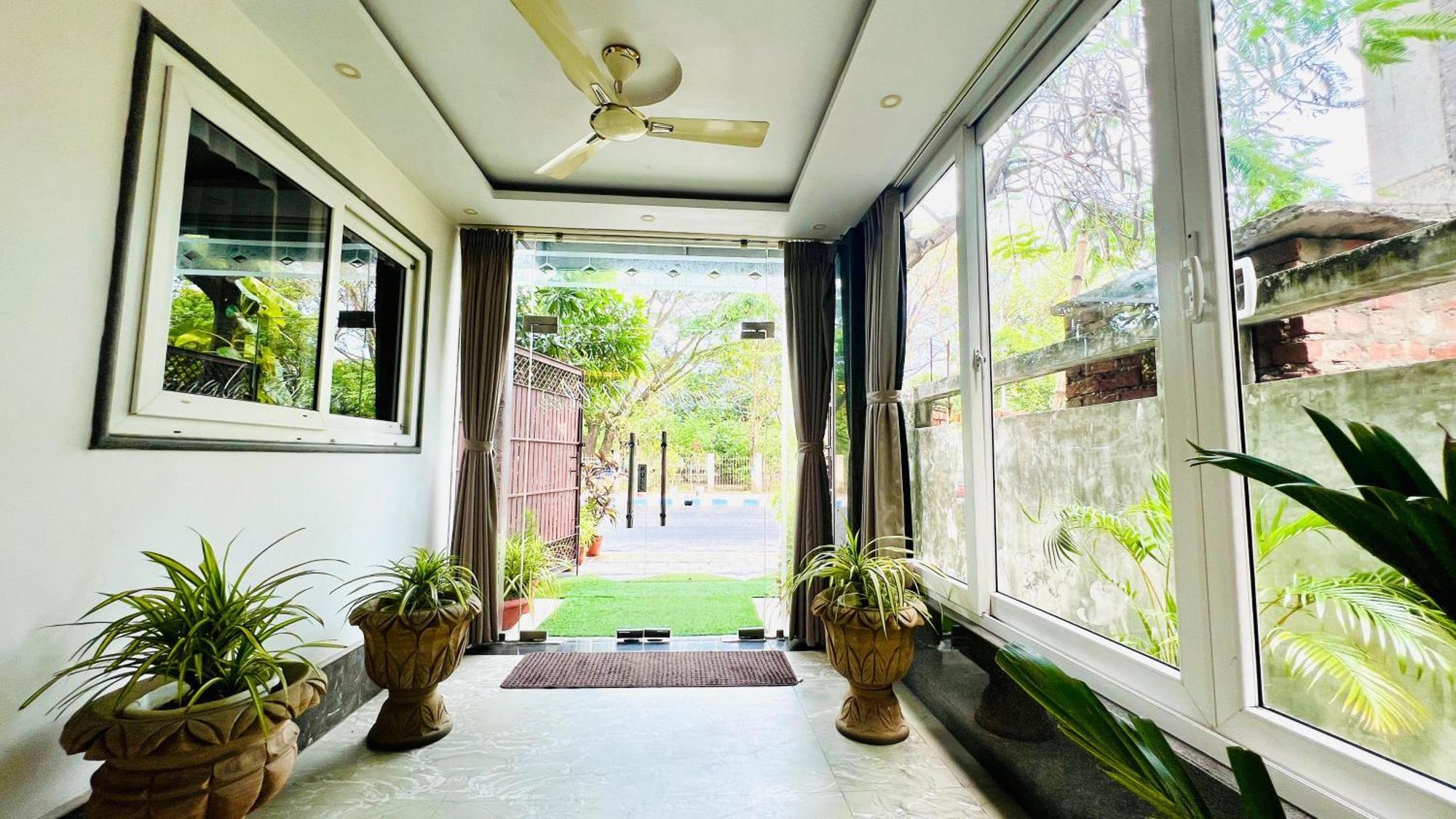 Bluo Lake View Newtown - Boutique Hotel コルカタ エクステリア 写真